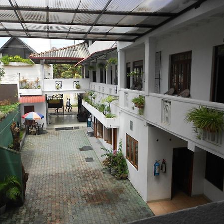 Shanith Guesthouse Negombo Exteriér fotografie