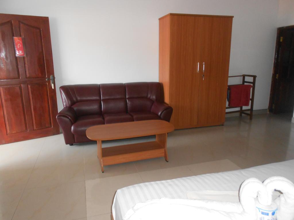 Shanith Guesthouse Negombo Exteriér fotografie